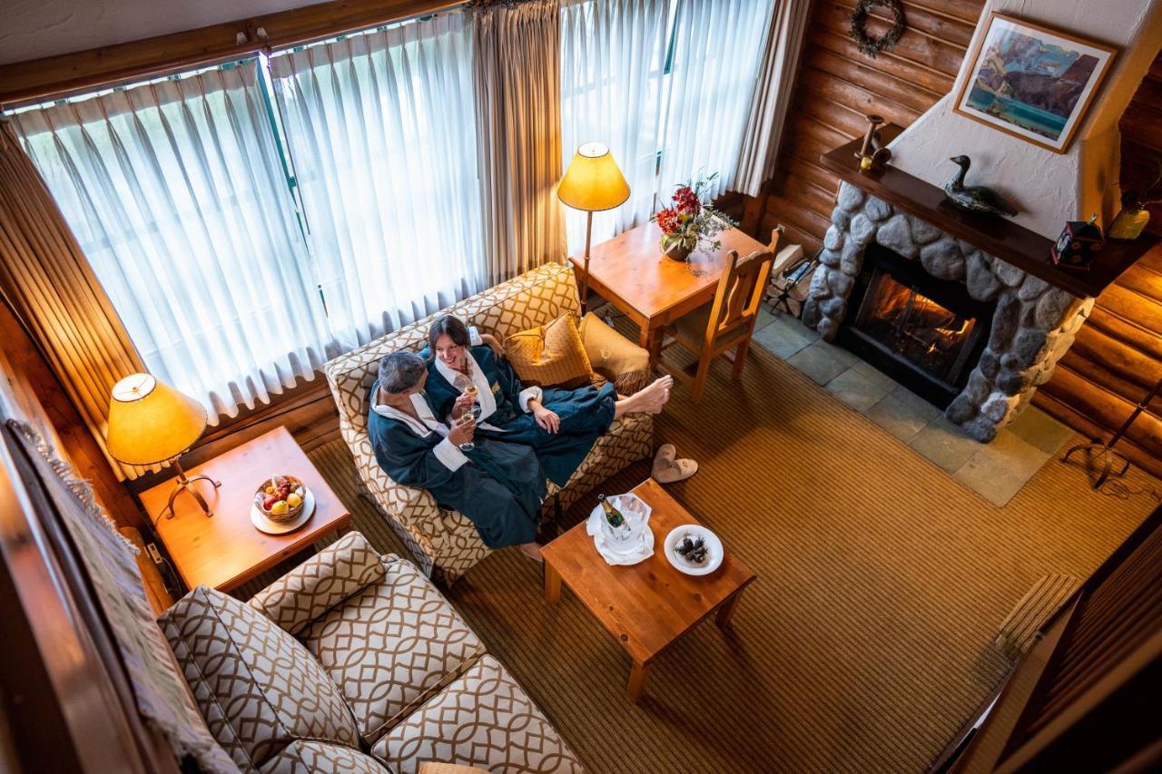 Post Hotel & Spa Lake Louise Dış mekan fotoğraf