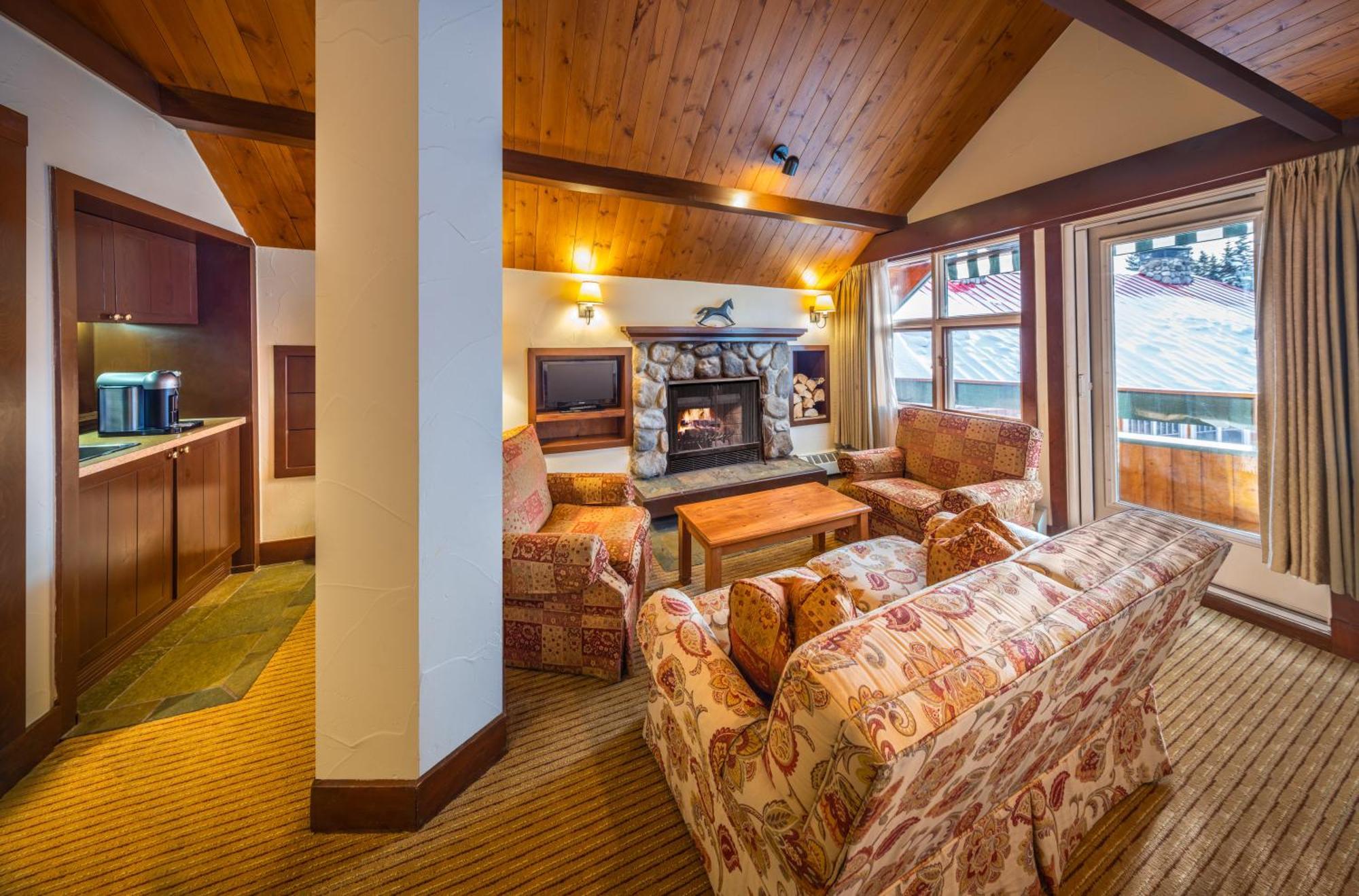 Post Hotel & Spa Lake Louise Dış mekan fotoğraf