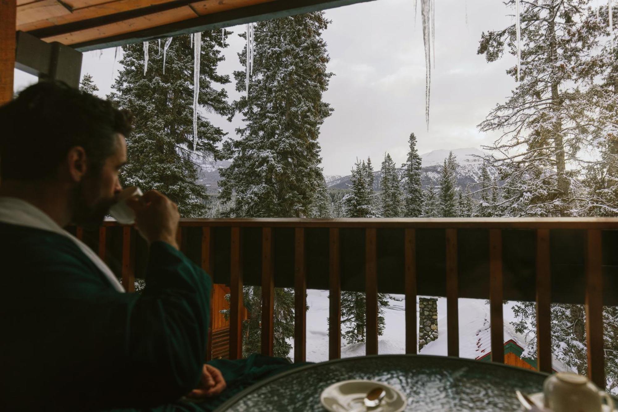 Post Hotel & Spa Lake Louise Dış mekan fotoğraf